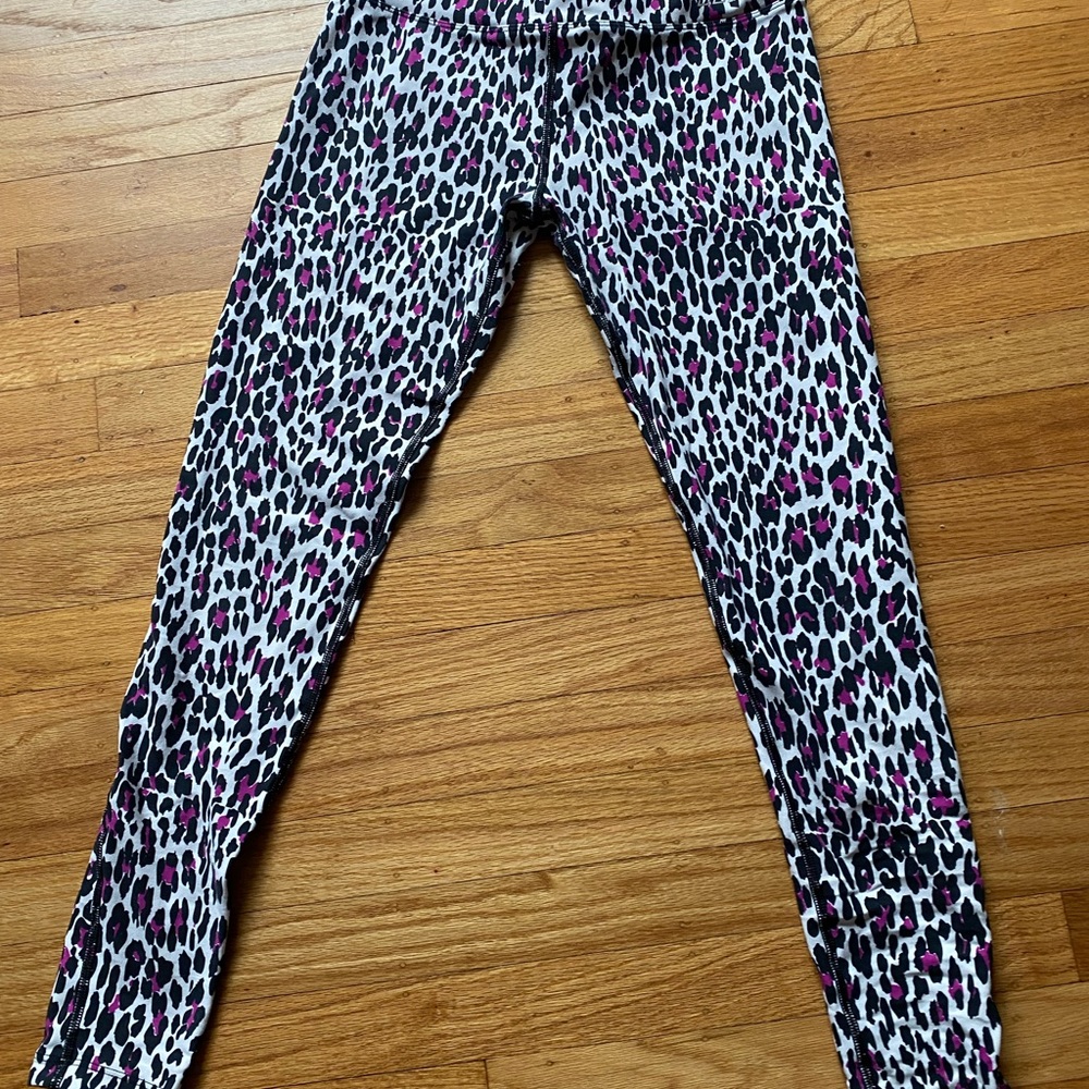 Jungle fever lorna jane tight